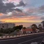 Royal Condor One Bed With Viws To The Cliffs And Atlantic Ocean *