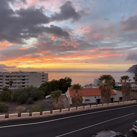 Royal Condor With Views To The Cliffs And Atlantic Ocean *