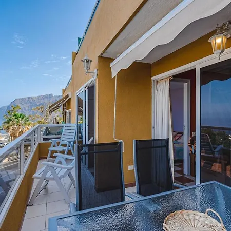 Royal Condor With Views To The Cliffs And Atlantic Ocean *