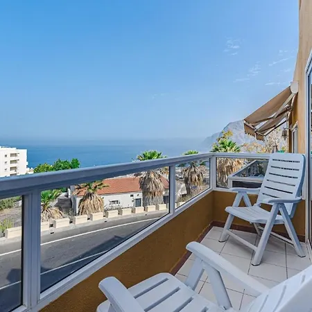 Royal Condor One Bed With Viws To The Cliffs And Atlantic Ocean Daire