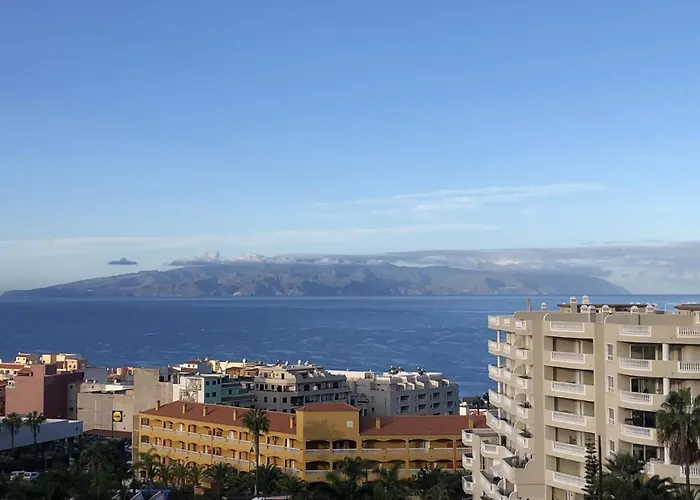 Royal Condor One Bed With Viws To The Cliffs And Atlantic Ocean Puerto de Santiago (Tenerife)